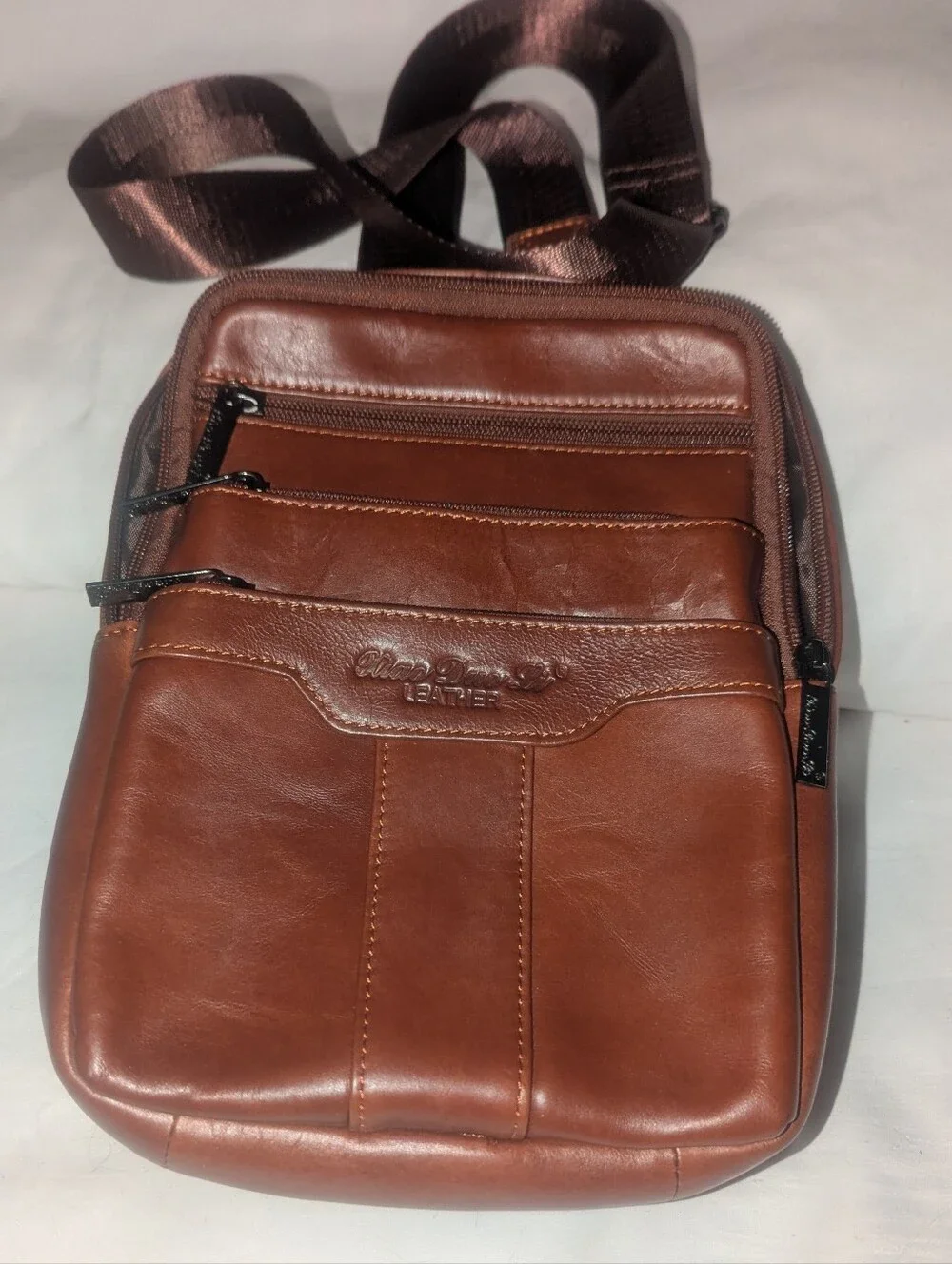 Xiao Duo Li Leather Crossbody Bag for Men - Brown